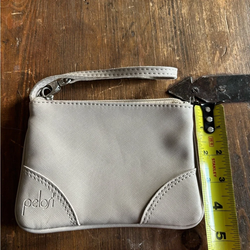 Elegant Gray Wristlet Clutch - Picture 6 of 6